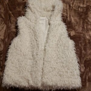 Winter vest with hood